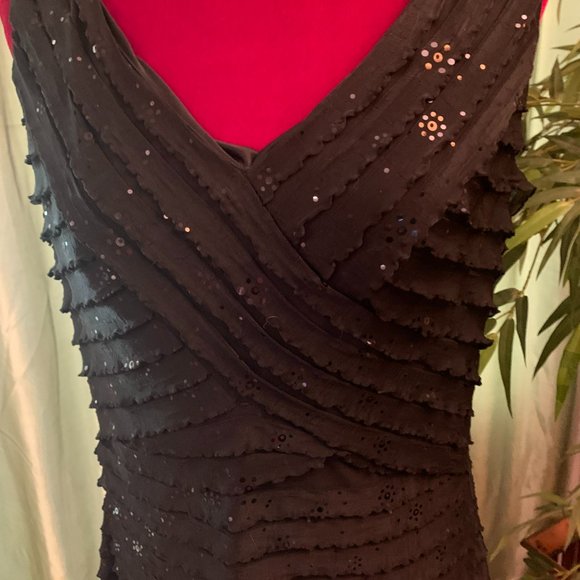 Dress, clingy, Black sparkly w/sequins - Picture 2 of 4